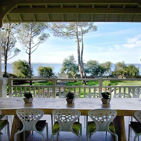Sleeps 15 Pool * Lanton