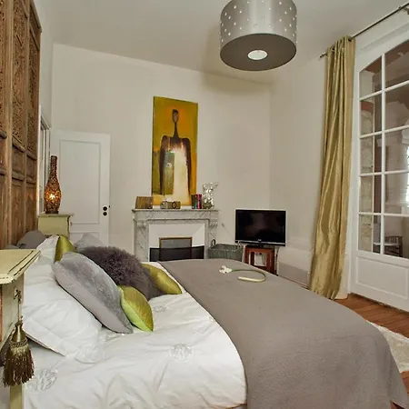 Sleeps 15 Pool * Lanton